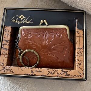 Patricia Nash Borse Embossed Leather Florence Coin Pouch in Cinnamon Brown